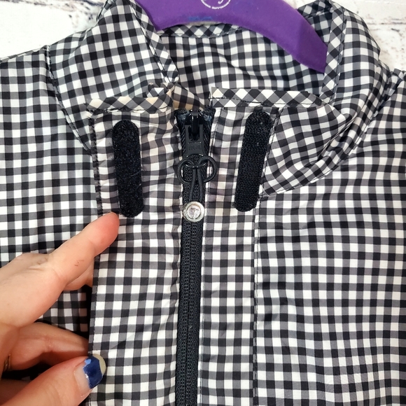 T By Talbots Gingham Check Vest Size M Terry Lined Black White Comfy Outdoor - Picture 4 of 16